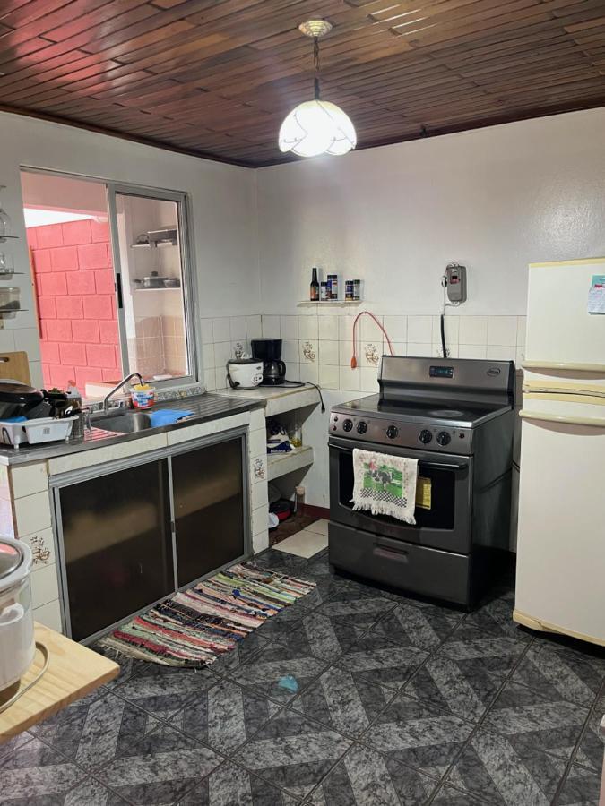 El Mochilero Apartment Картаго Екстериор снимка
